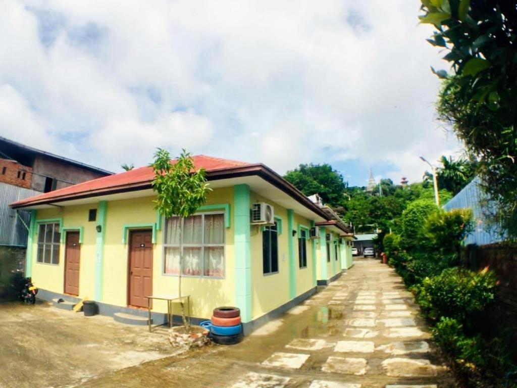 Pinlon Pann Motel Mawlamyine Exterior photo